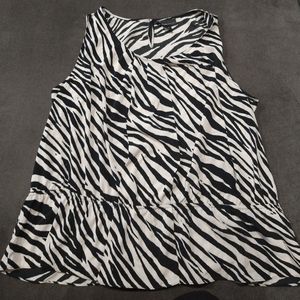 Lane Bryant sz 26/28 zebra tank top